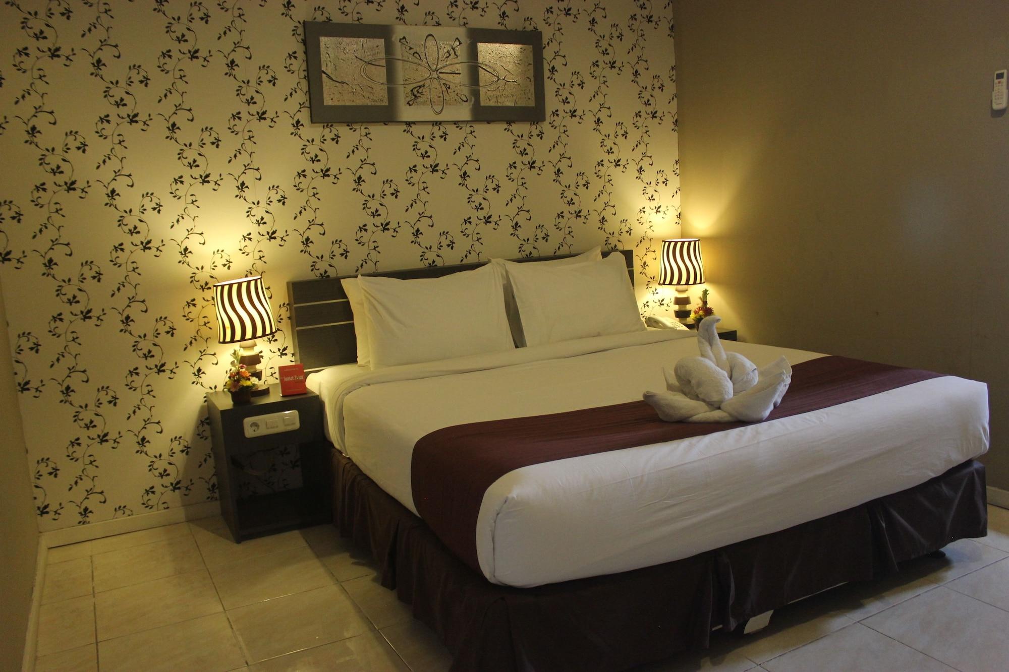 Reddoorz @ Sunset Point Seminyak Hotel Kültér fotó